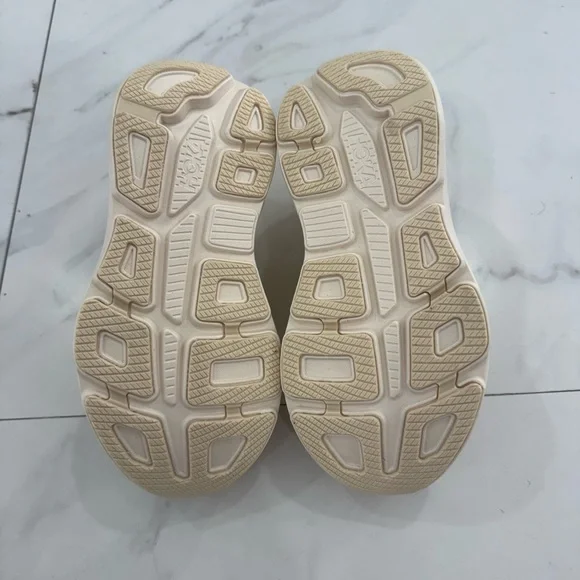 Hoka One Bondi 9 Women’s Running Shoe Size 6.5B - Picture 5 of 5